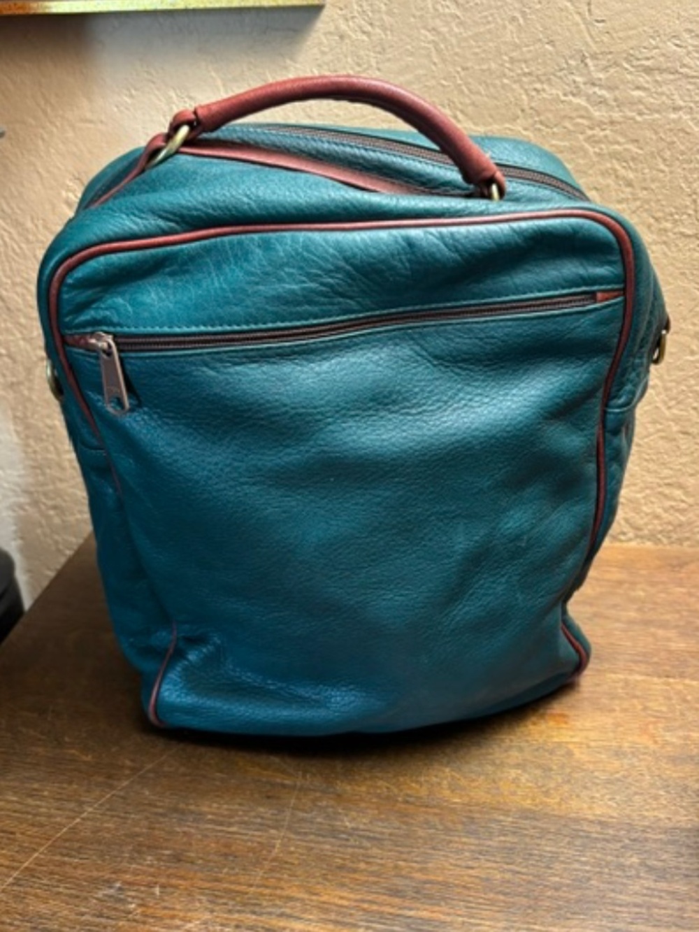 Orvis Messenger .Satchel Leather Bag- VERY NICE! - Picture 3 of 7